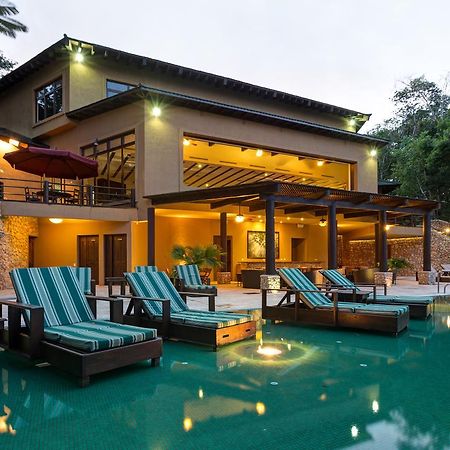Las Lagunas Boutique Hotel Flores Buitenkant foto