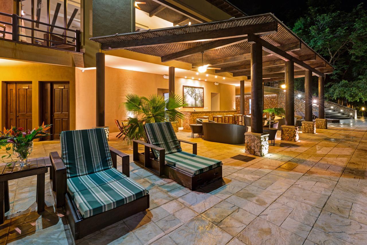 Las Lagunas Boutique Hotel Flores Buitenkant foto