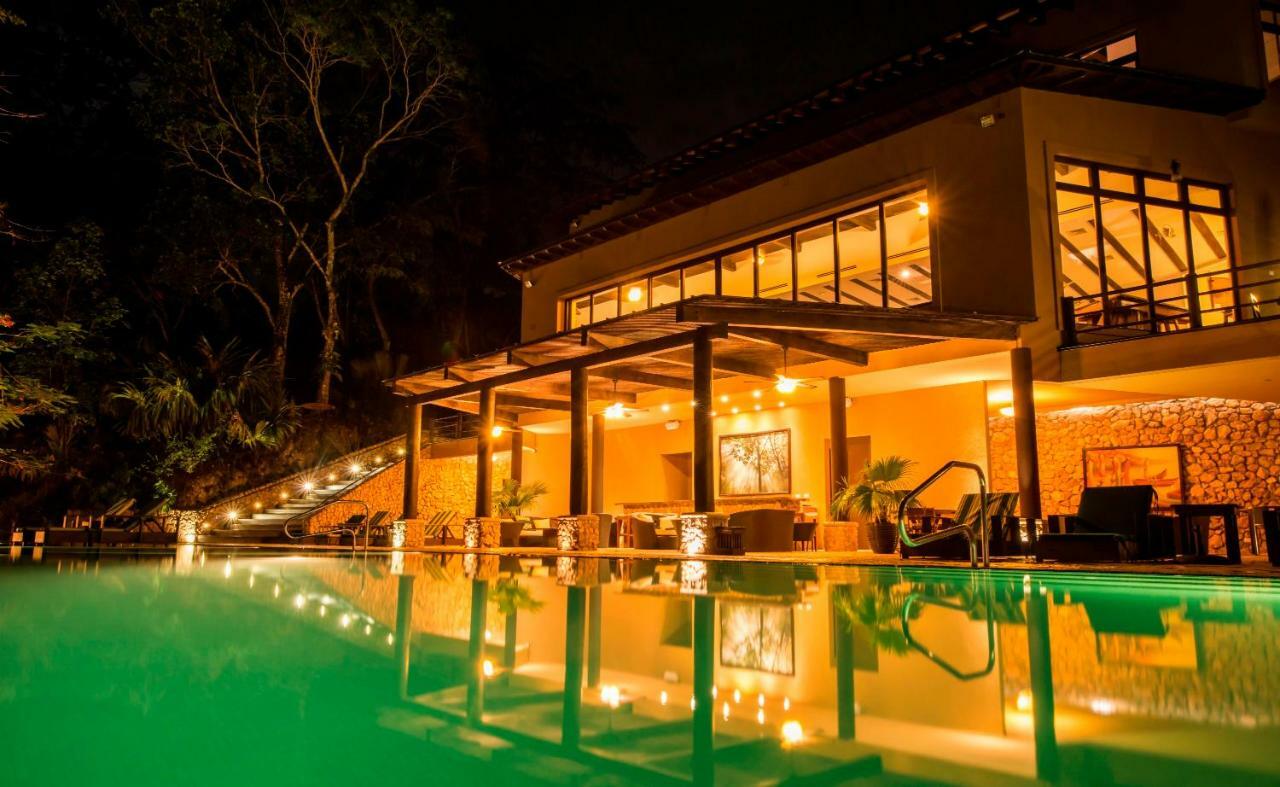 Las Lagunas Boutique Hotel Flores Buitenkant foto